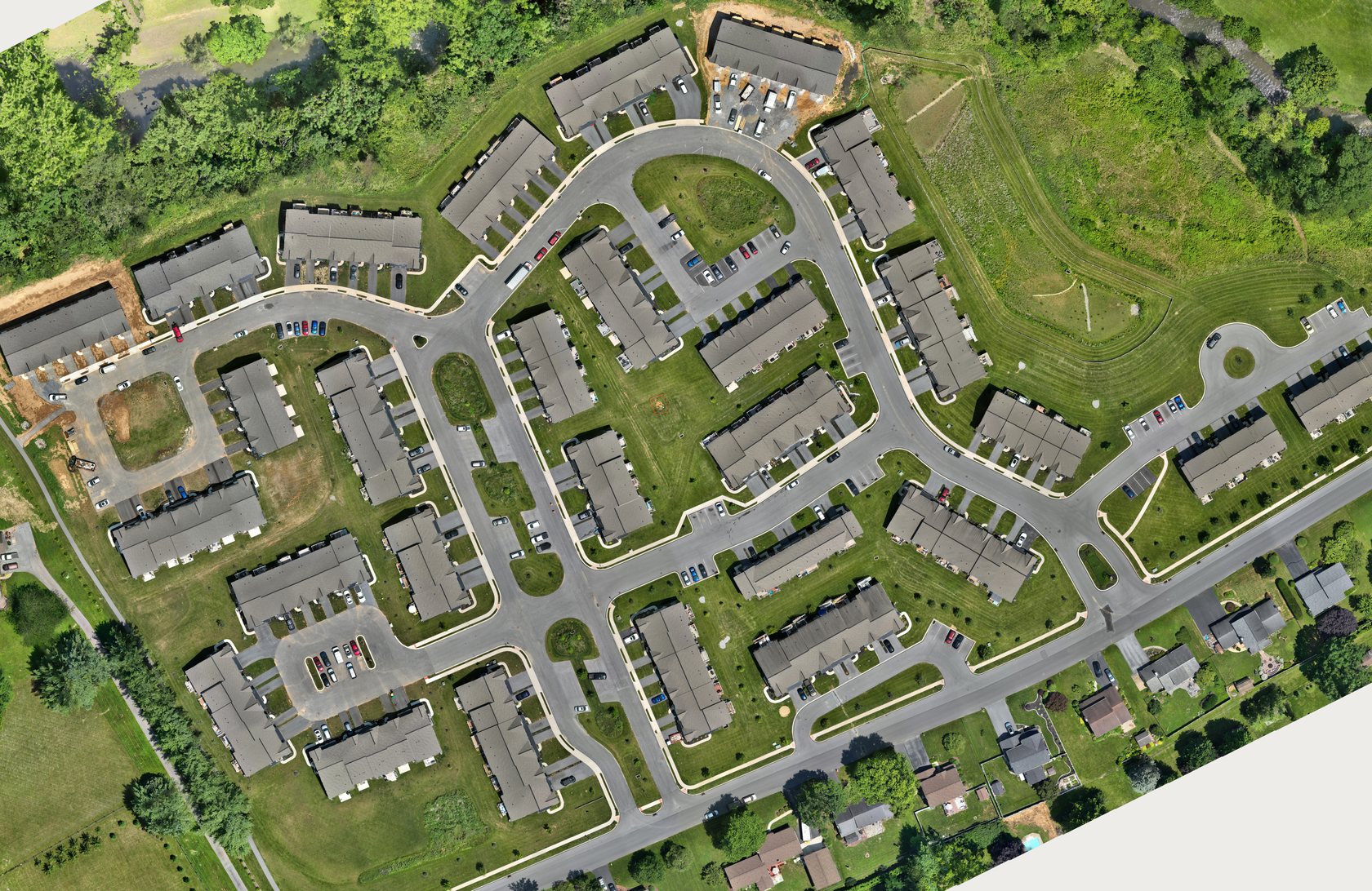 Aerial view of the Townes at Mayapple Woods