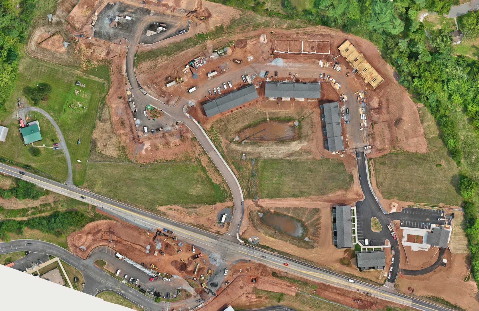 Aerial view of Union Knoll under construction